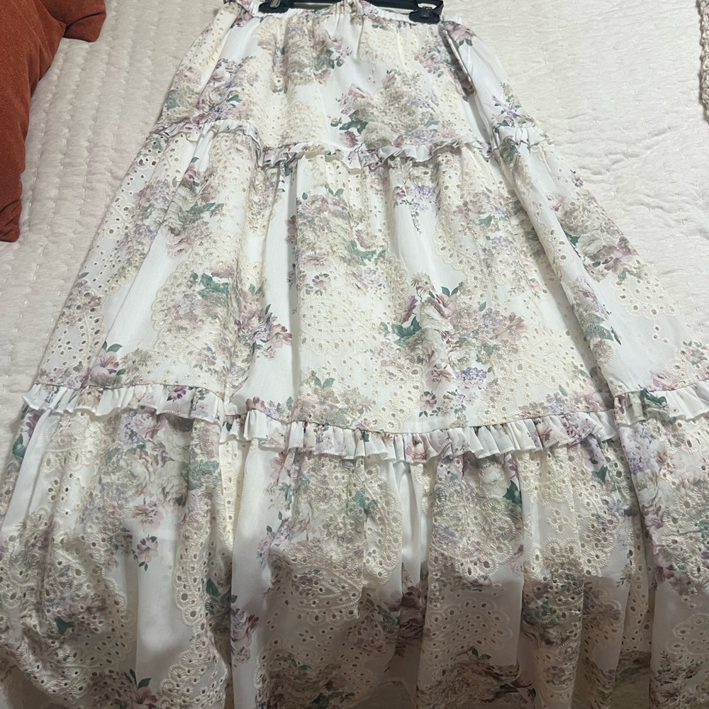 NWT Floral and Lace Maxi Skirt